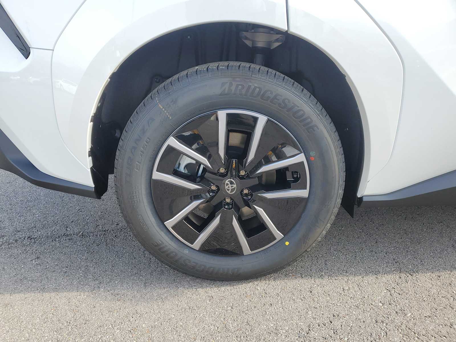 Thumbnail: 2026 Toyota bZ - 6