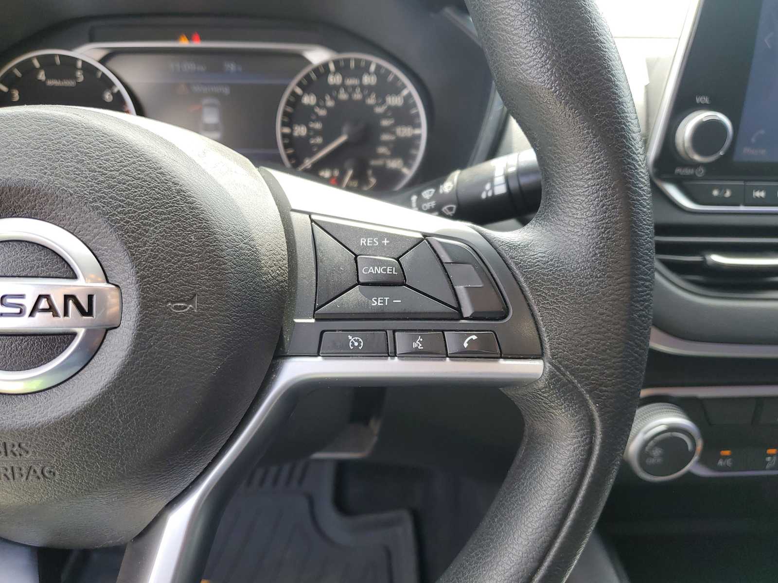 Thumbnail: 2020 Nissan Altima - 23