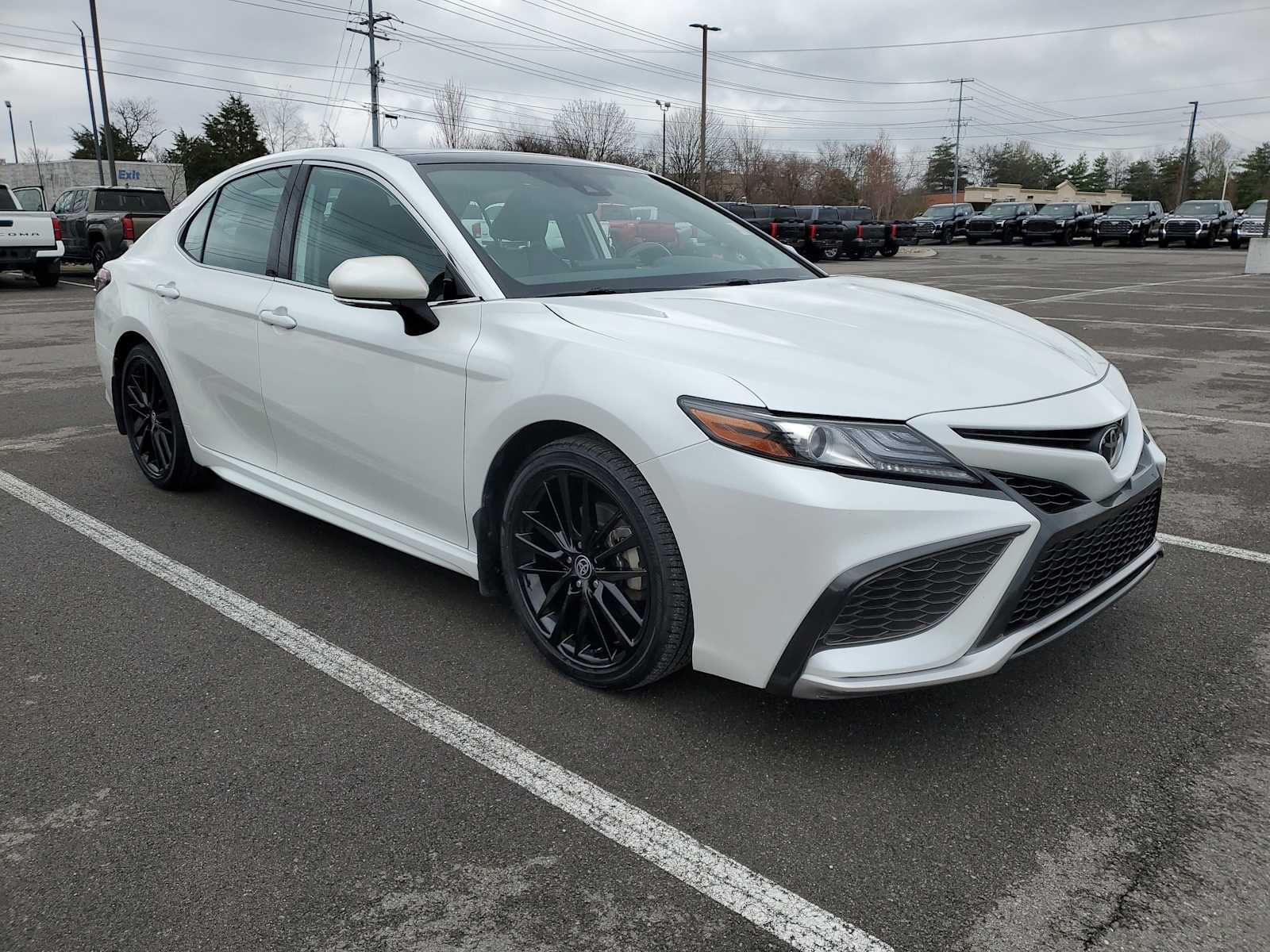 Thumbnail: 2022 Toyota Camry - 4