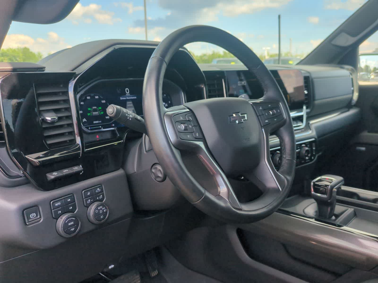 Thumbnail: 2024 Chevrolet Silverado 1500 - 10
