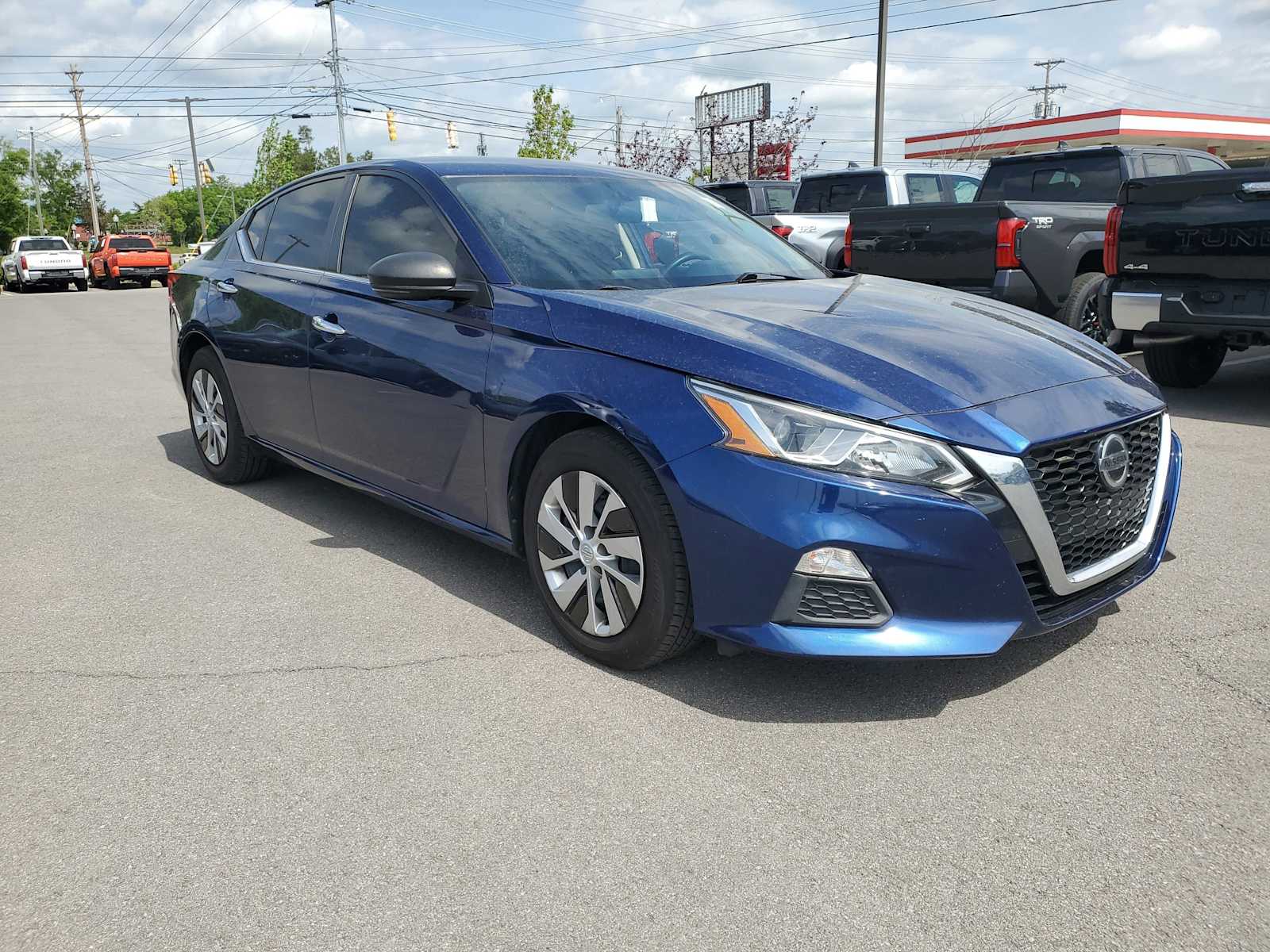 Thumbnail: 2020 Nissan Altima - 4