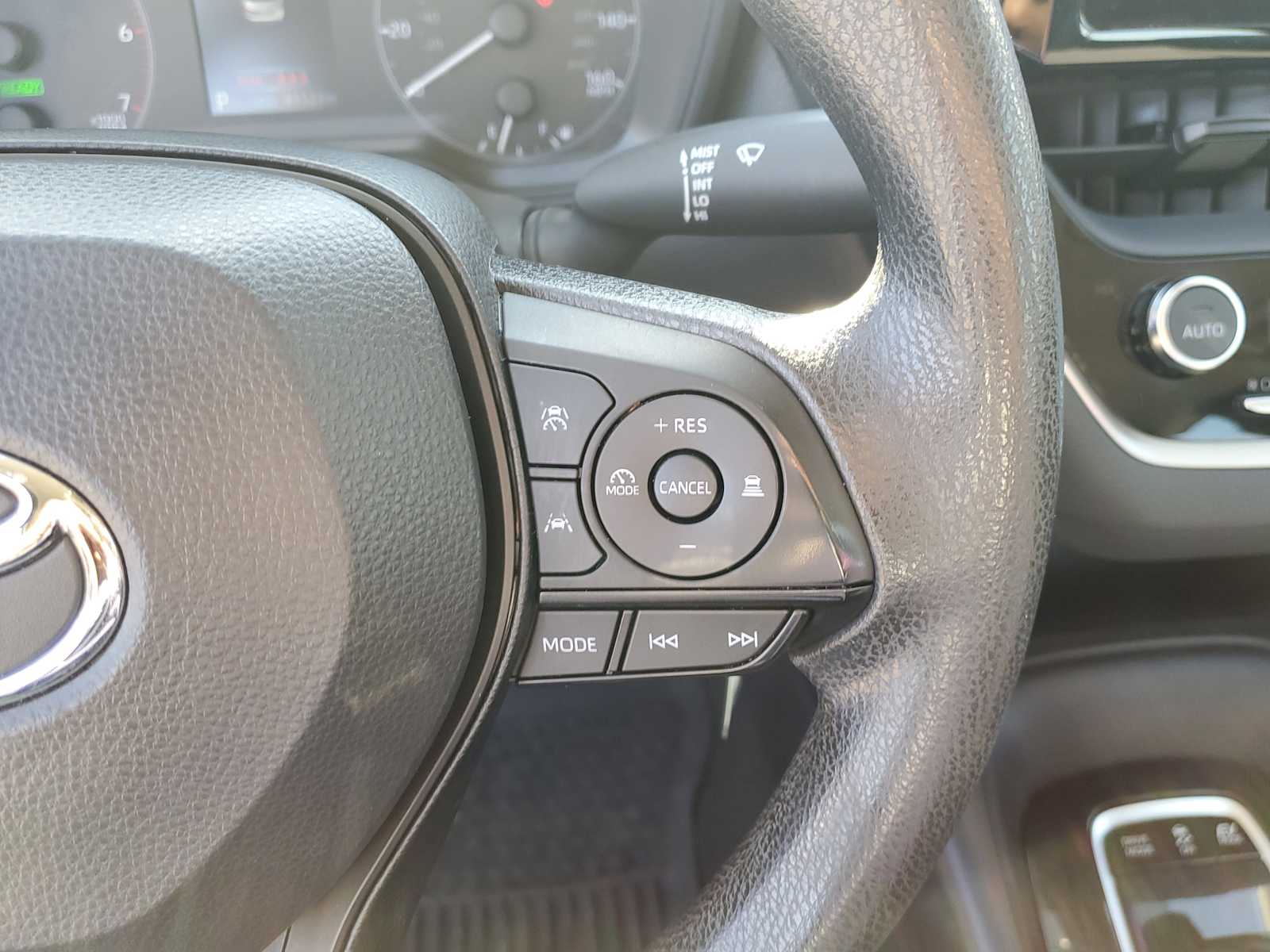 Thumbnail: 2024 Toyota Corolla - 24