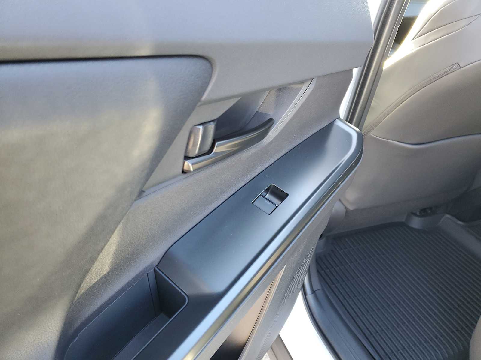 Thumbnail: 2026 Toyota bZ - 12