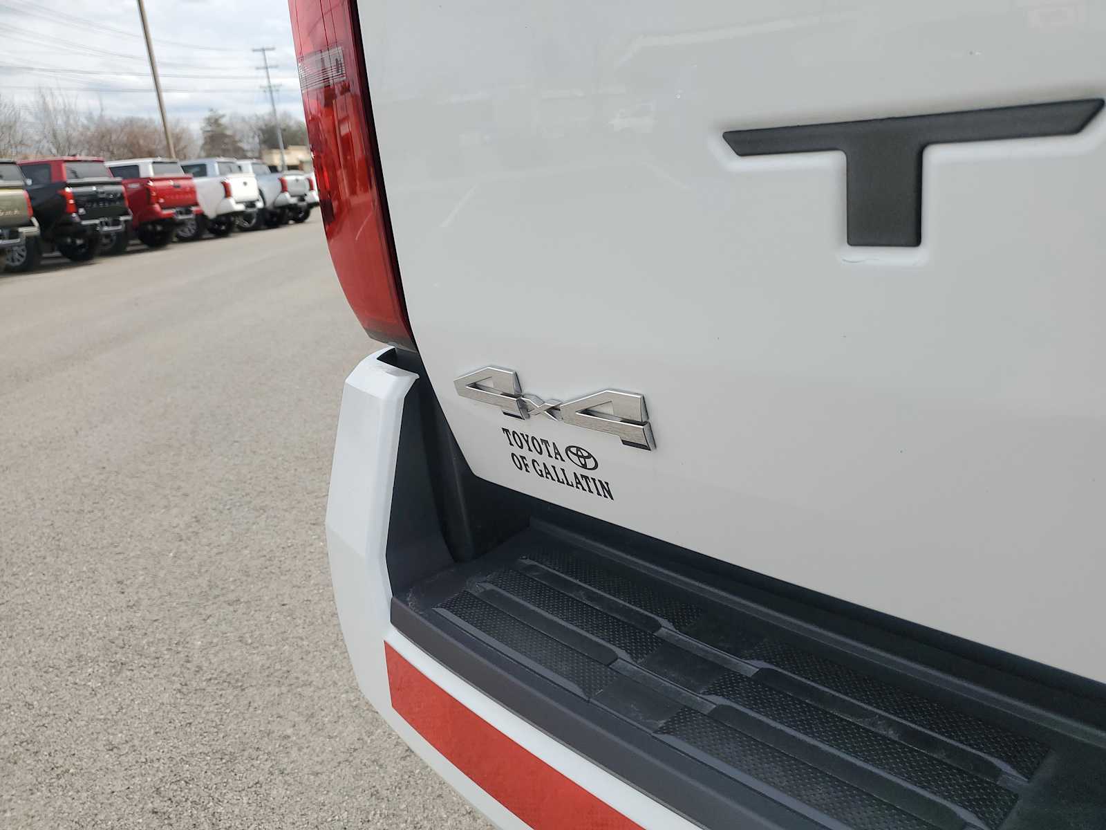 Thumbnail: 2024 Toyota Tacoma - 8