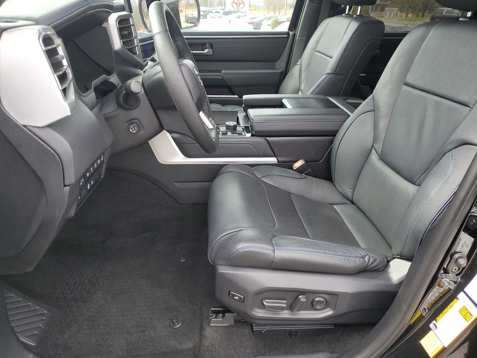 Thumbnail: 2023 Toyota Tundra - 17