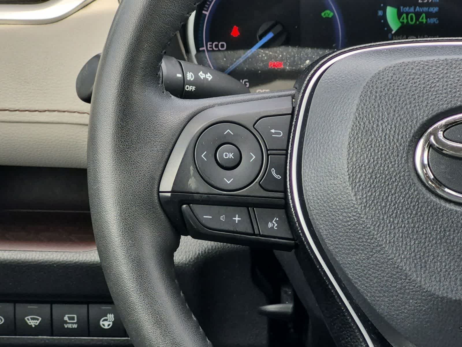 Thumbnail: 2021 Toyota RAV4 - 26