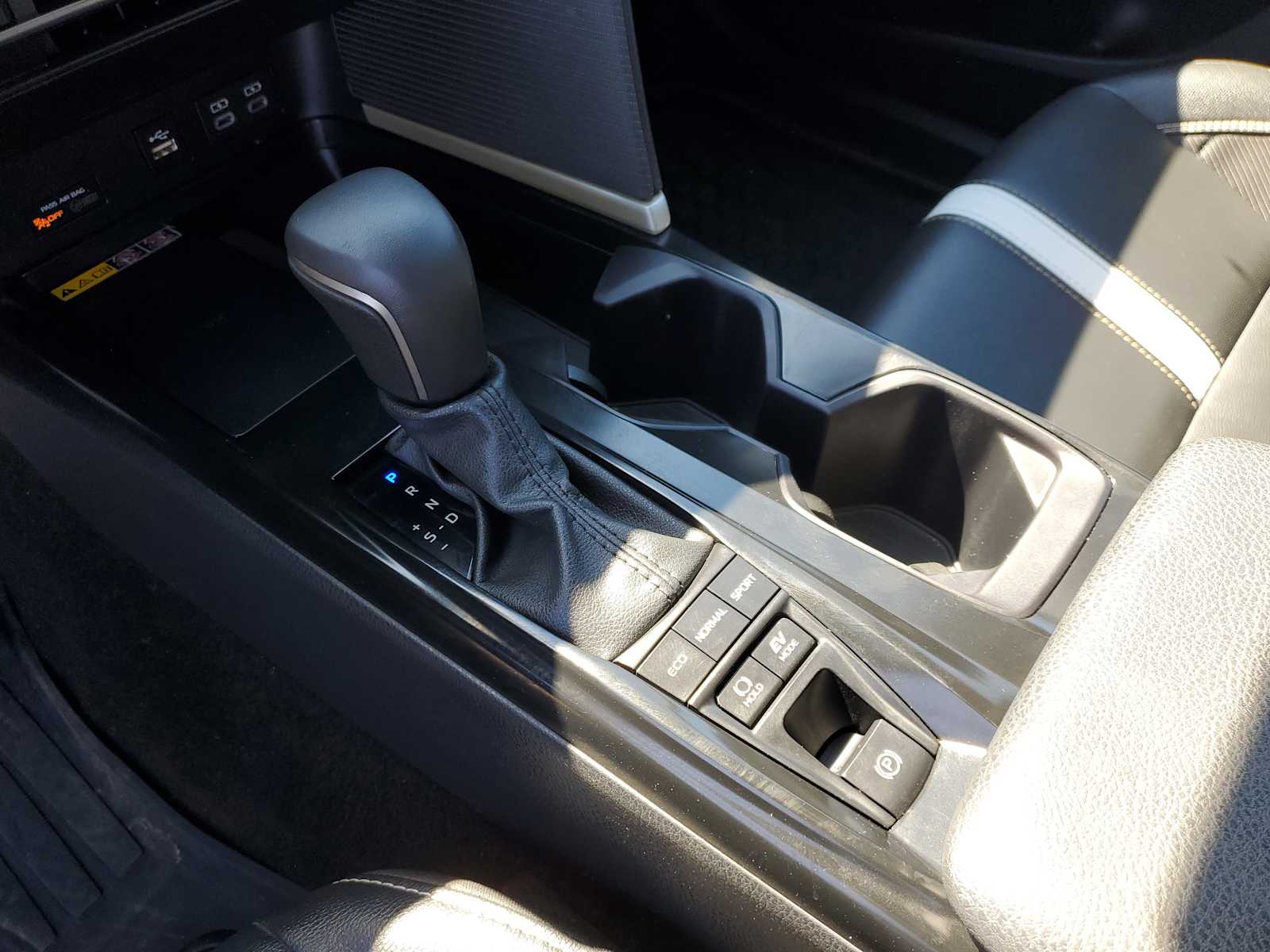 Thumbnail: 2026 Toyota Camry - 31