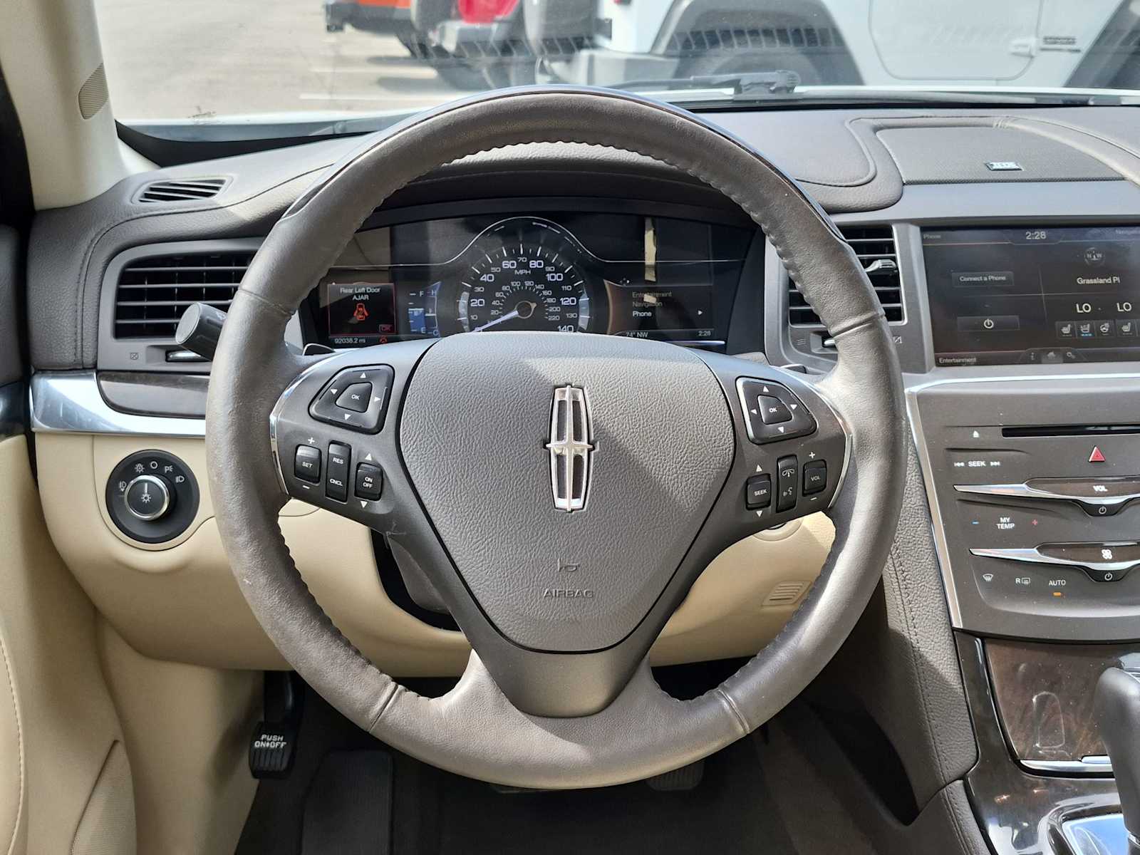Thumbnail: 2015 Lincoln MKS - 13