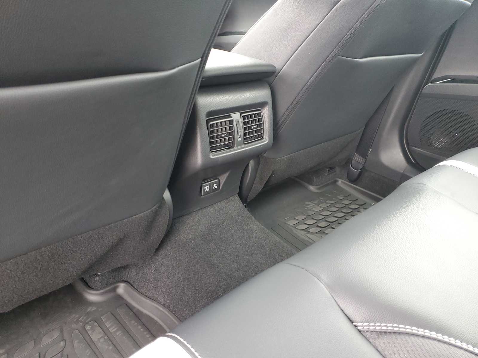 Thumbnail: 2025 Toyota Camry - 14