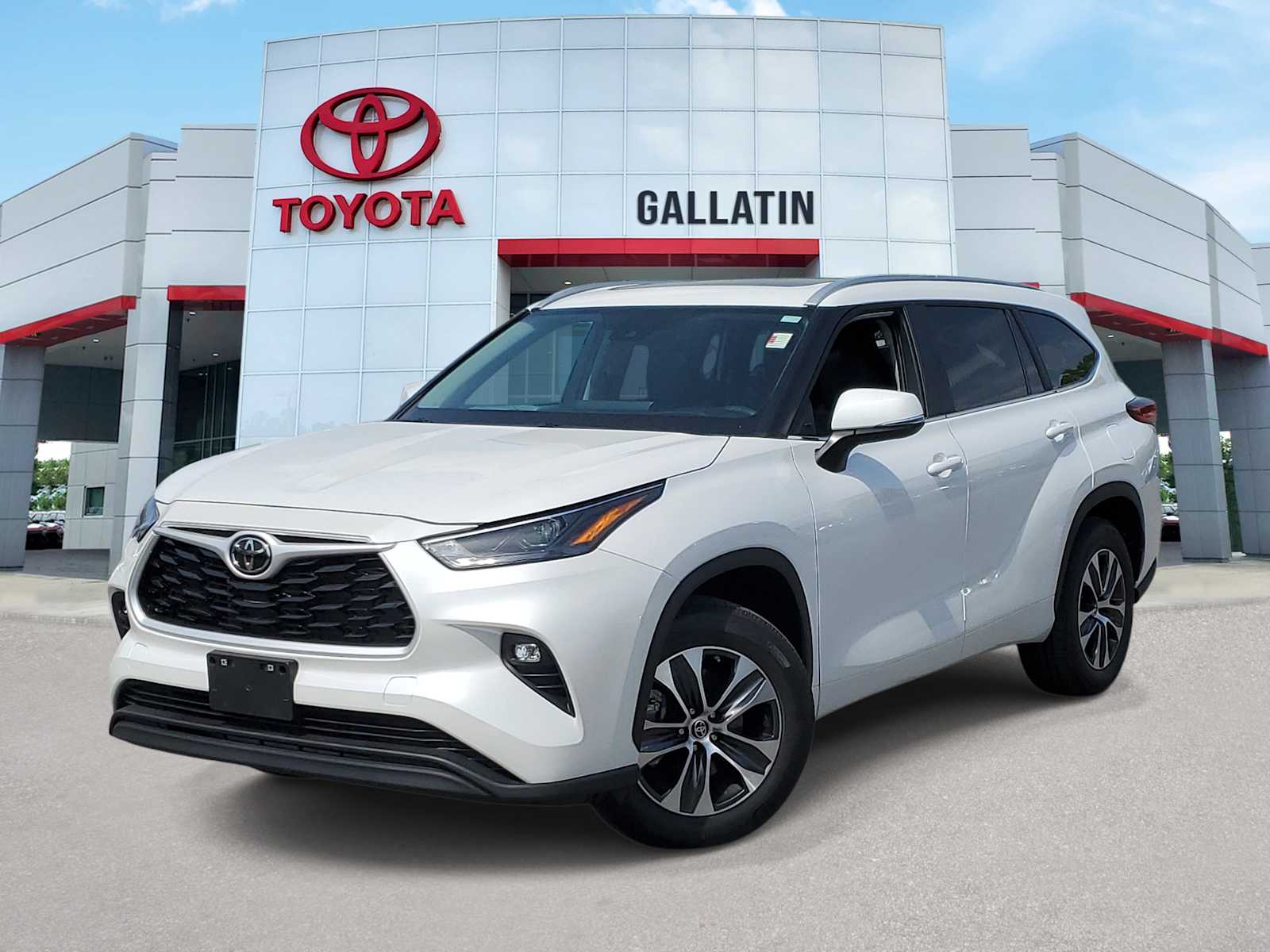 Thumbnail: 2023 Toyota Highlander - 1