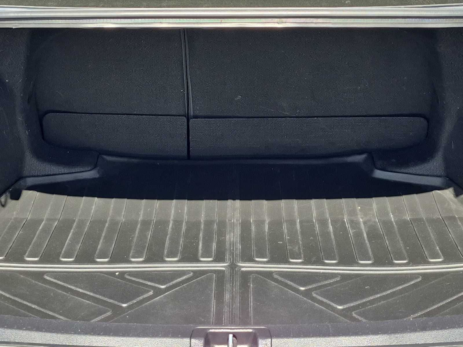 Thumbnail: 2023 Toyota Corolla - 25