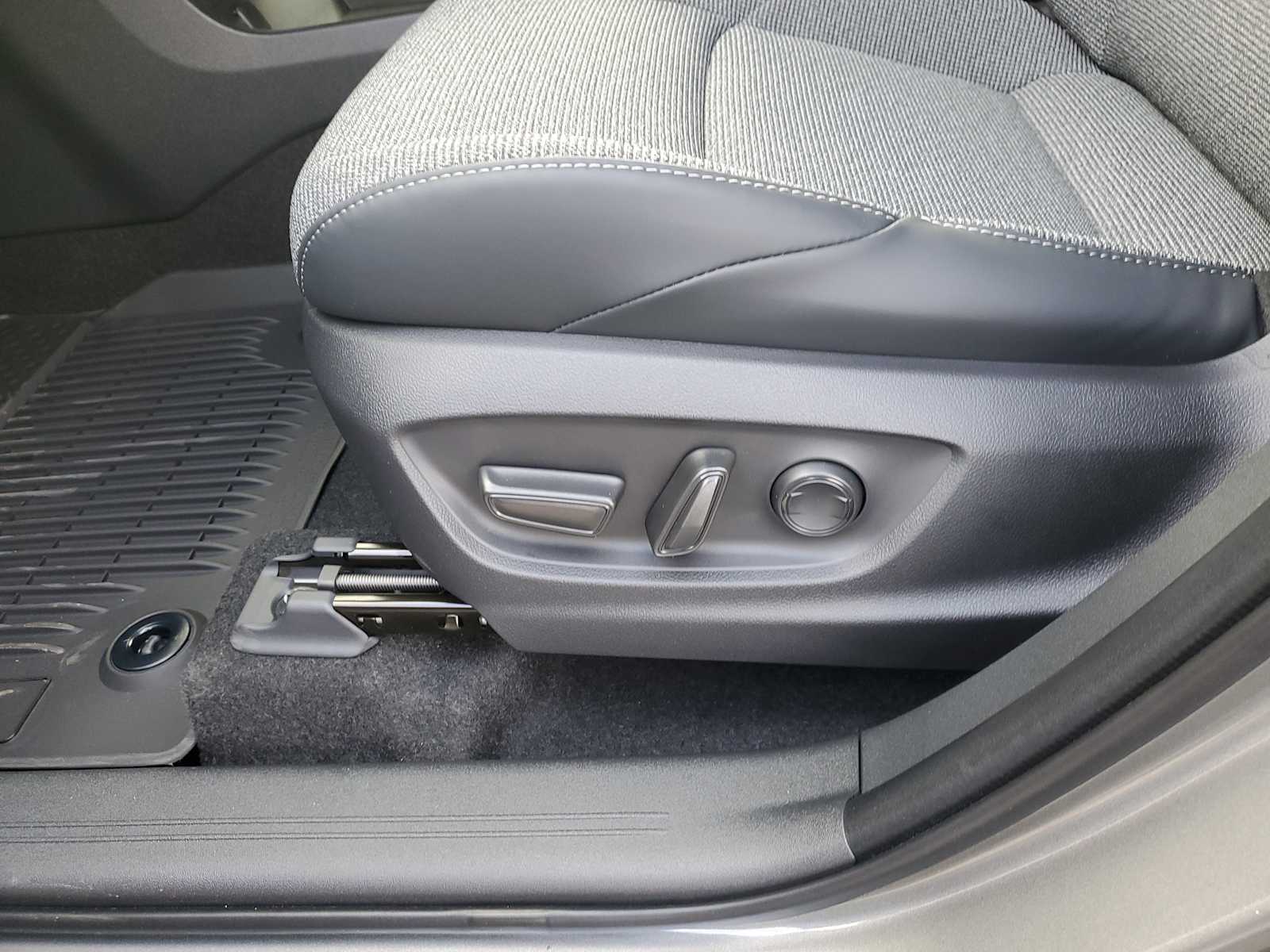 Thumbnail: 2026 Toyota bZ - 19