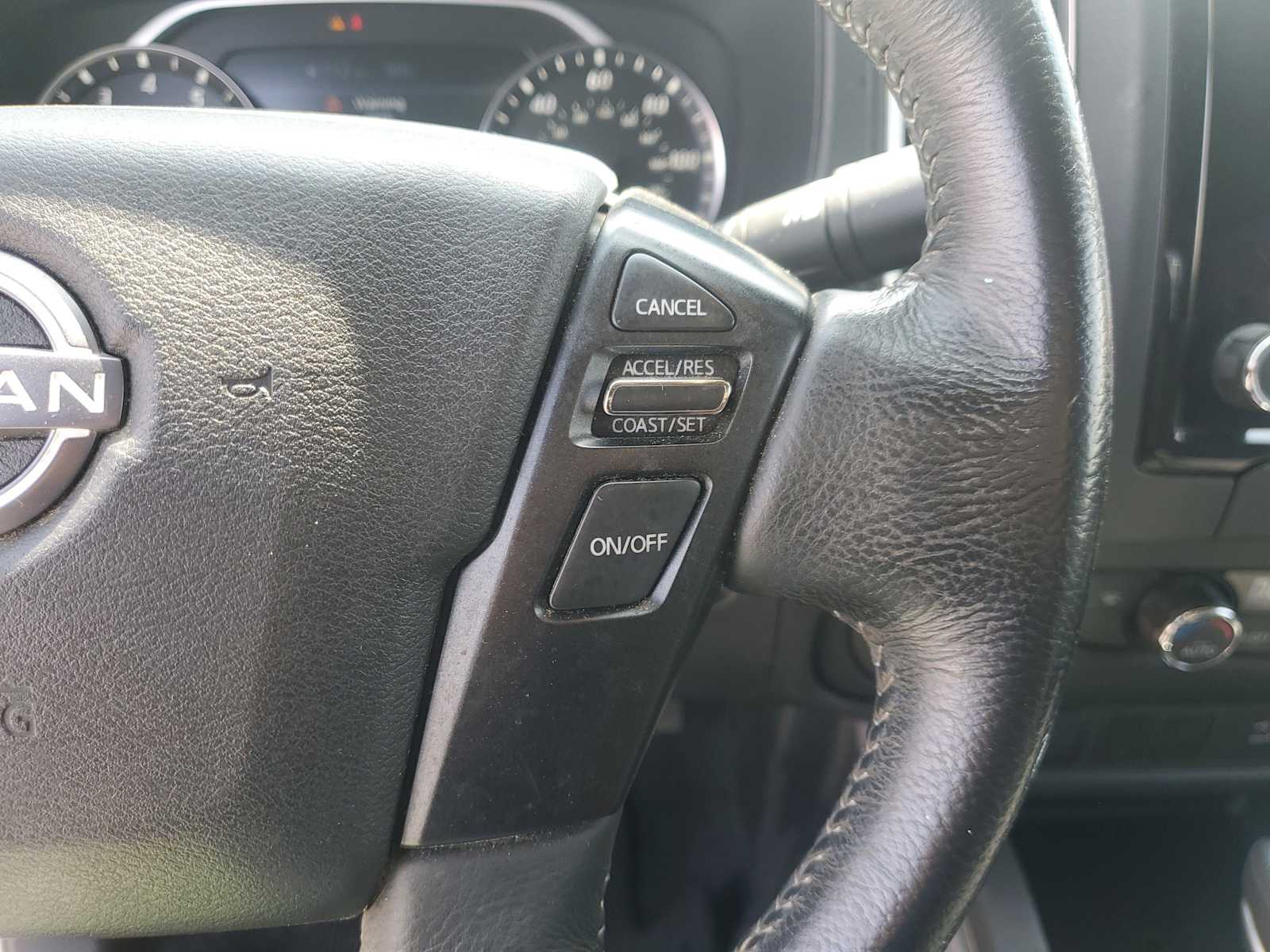 Thumbnail: 2022 Nissan Frontier - 23