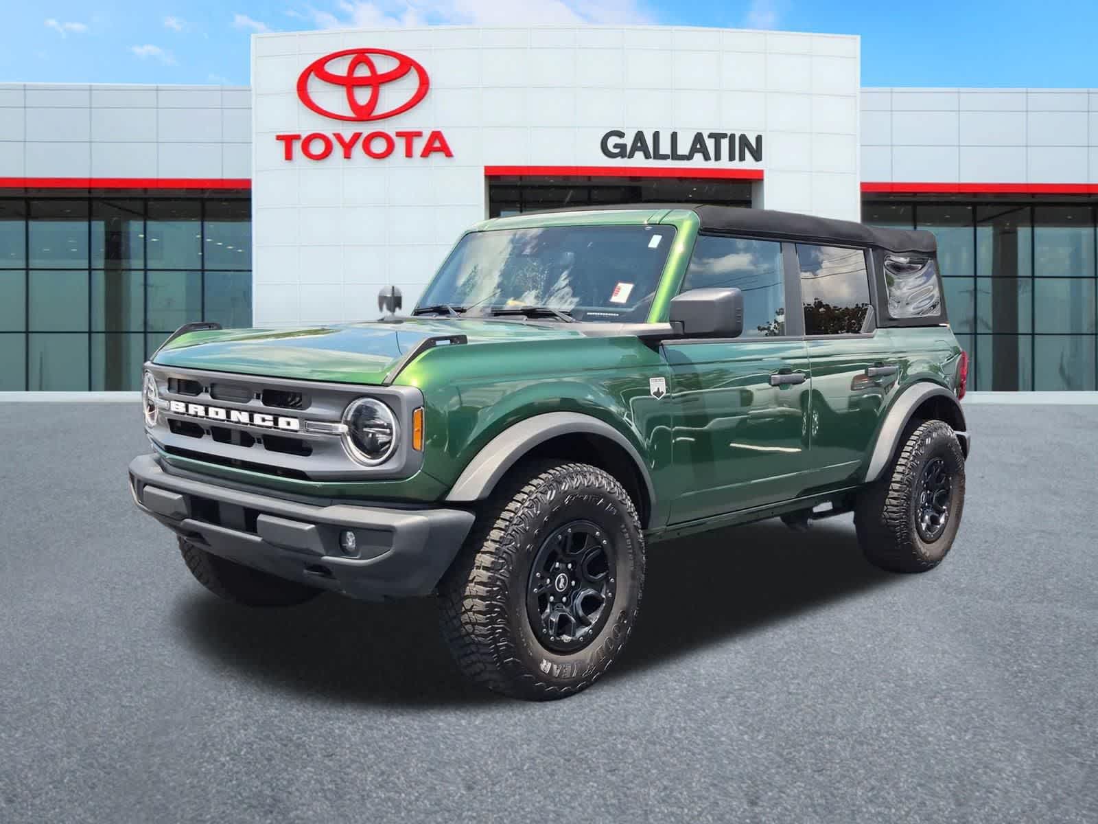 Thumbnail: 2024 Ford Bronco - 4