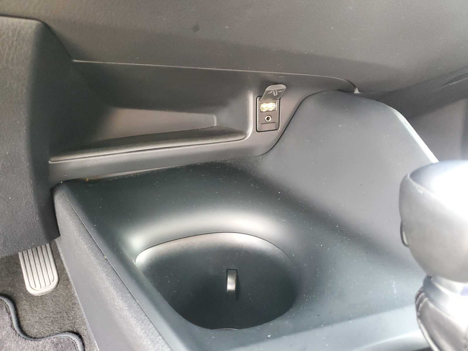 Thumbnail: 2018 Toyota C-HR - 31