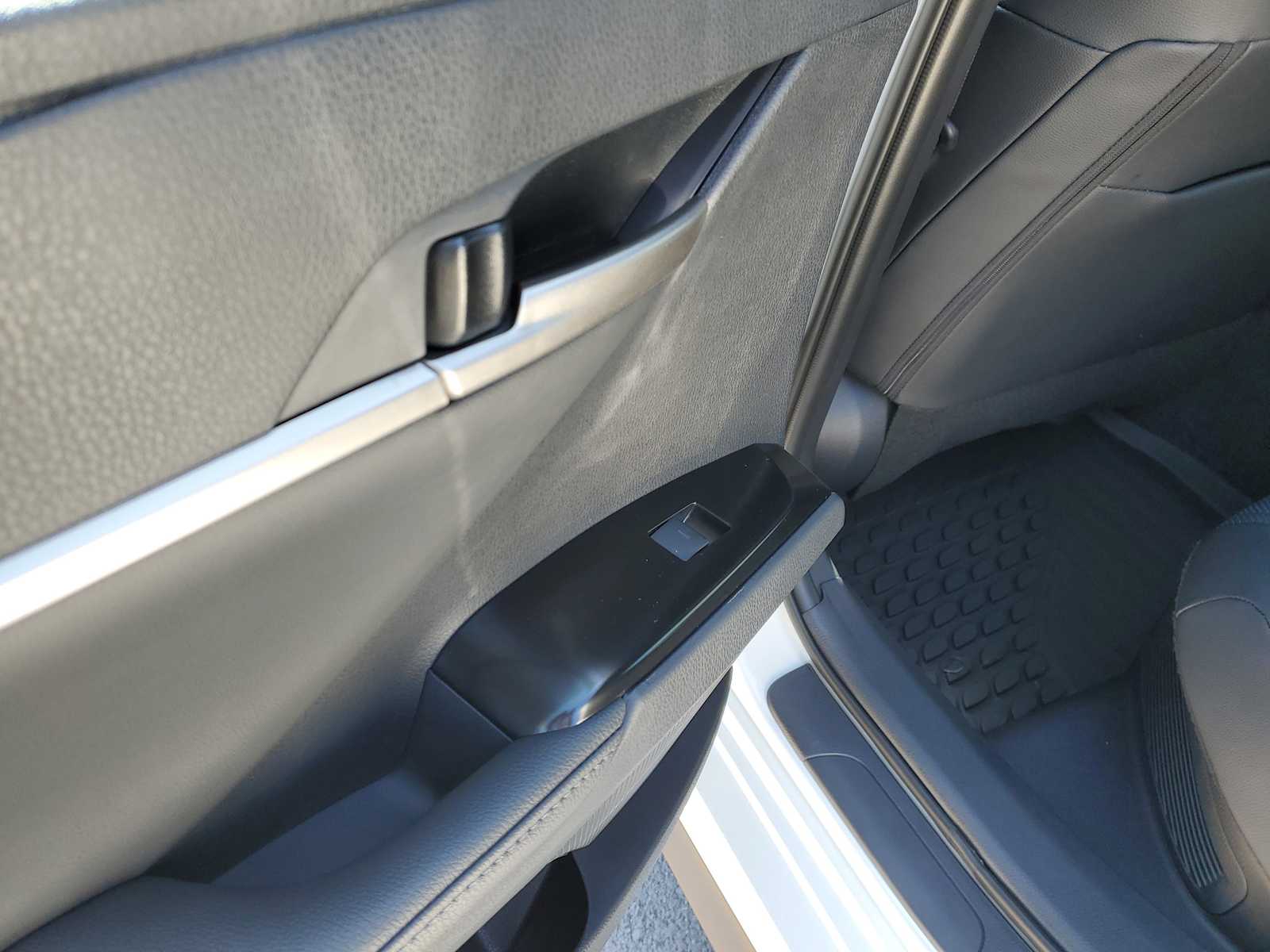 Thumbnail: 2026 Toyota Camry - 11