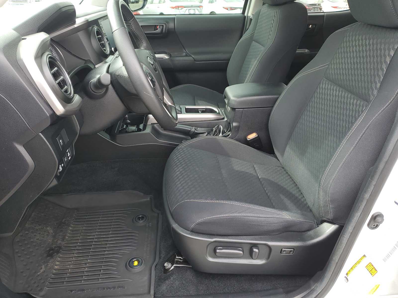 Thumbnail: 2021 Toyota Tacoma - 19