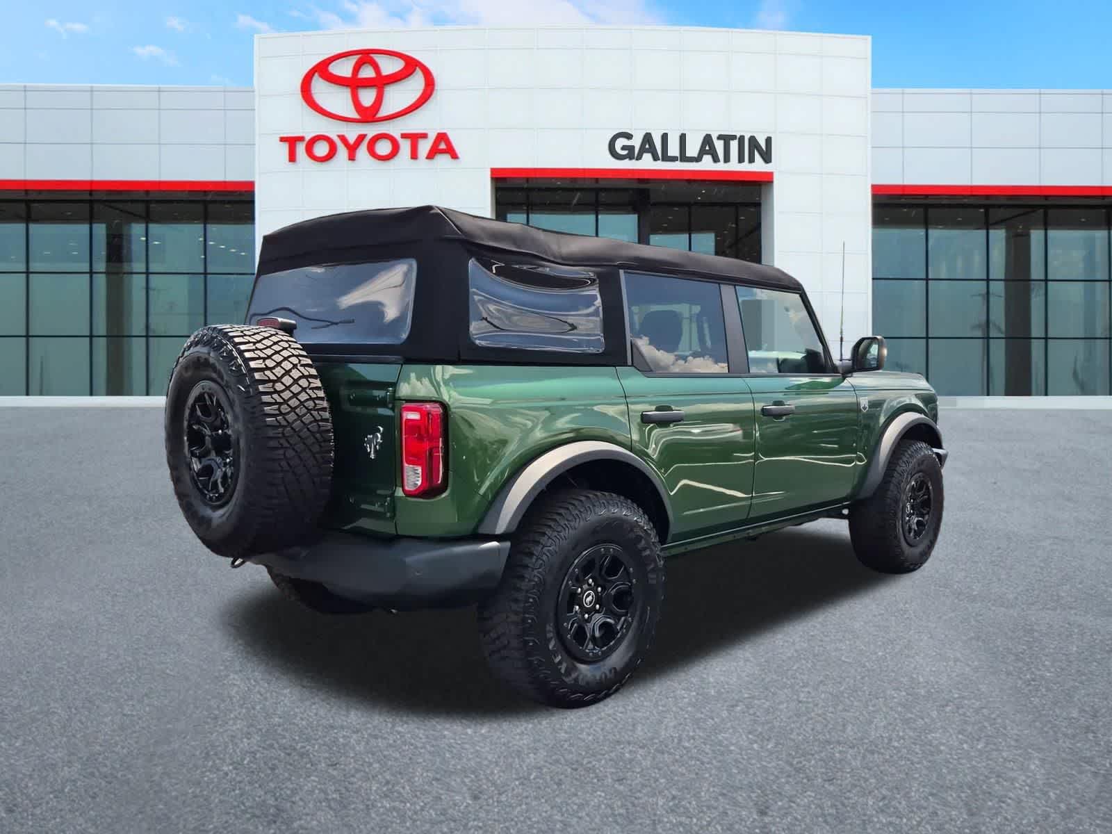 Thumbnail: 2024 Ford Bronco - 8