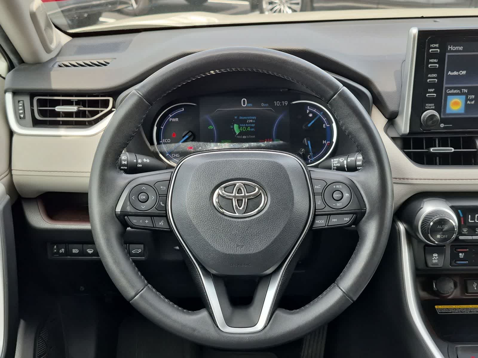 Thumbnail: 2021 Toyota RAV4 - 25