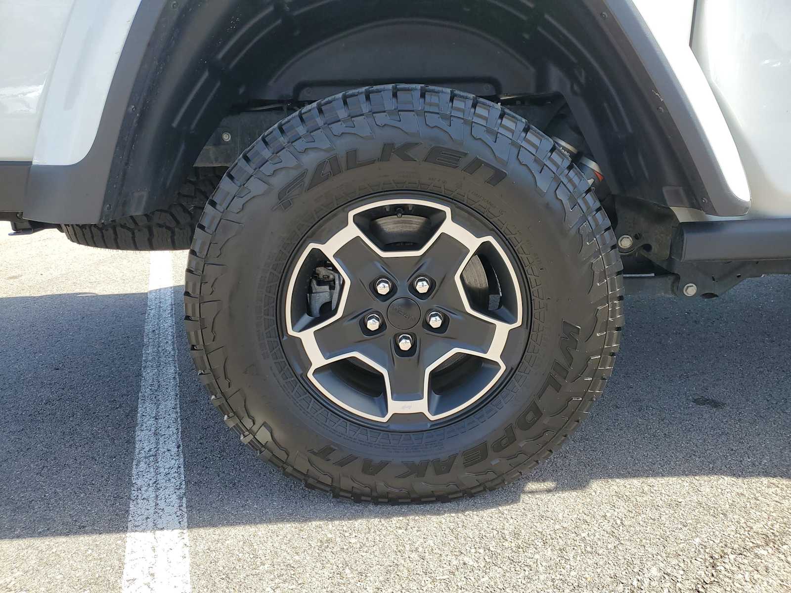 Thumbnail: 2021 Jeep Gladiator - 6