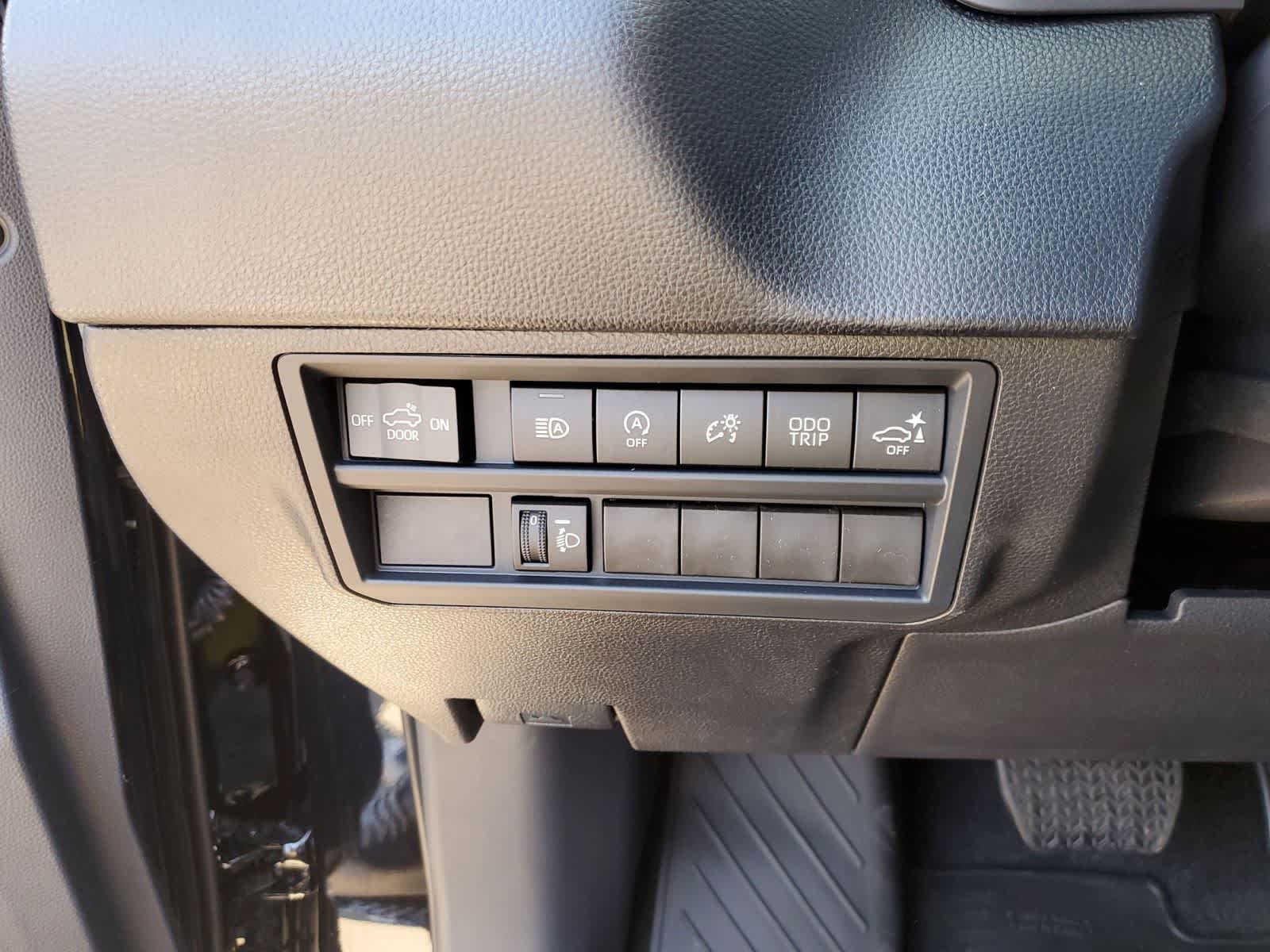 Thumbnail: 2026 Toyota Tundra - 21