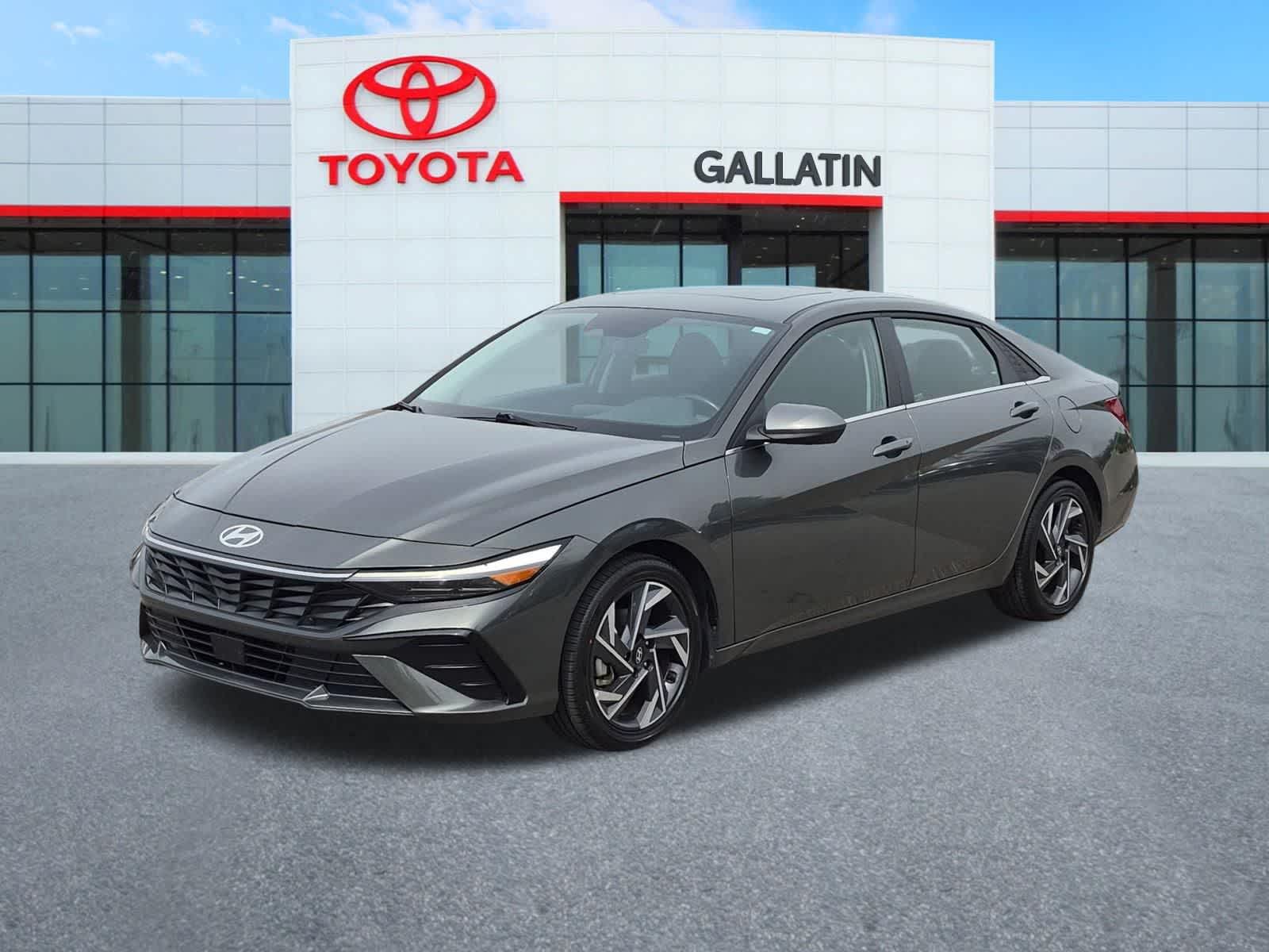 Thumbnail: 2025 Hyundai Elantra - 4