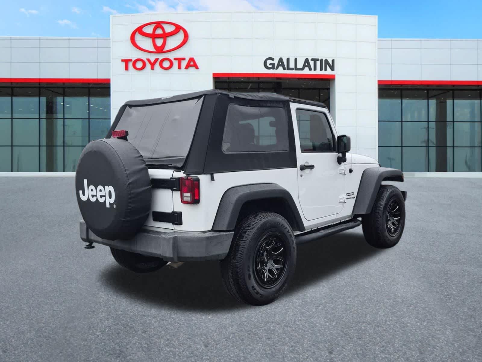 Thumbnail: 2018 Jeep Wrangler - 8