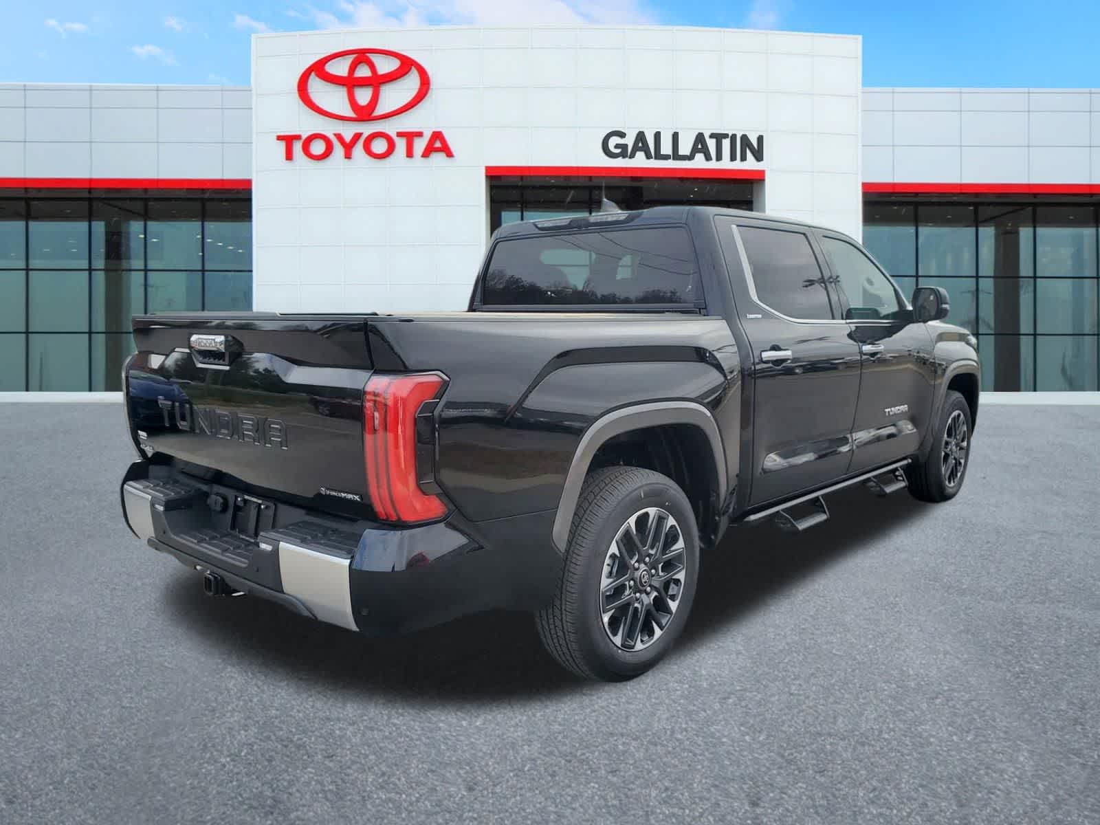 Thumbnail: 2026 Toyota Tundra - 3