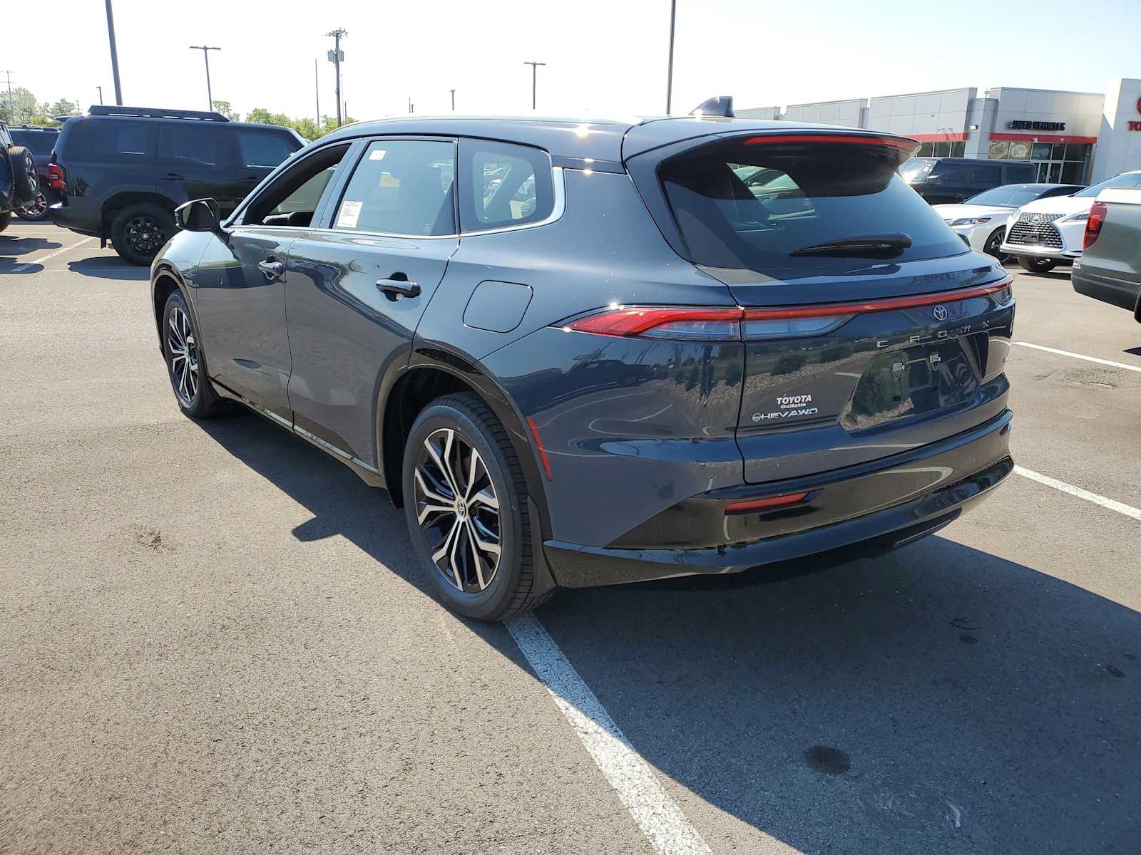 Thumbnail: 2026 Toyota Crown Signia - 2