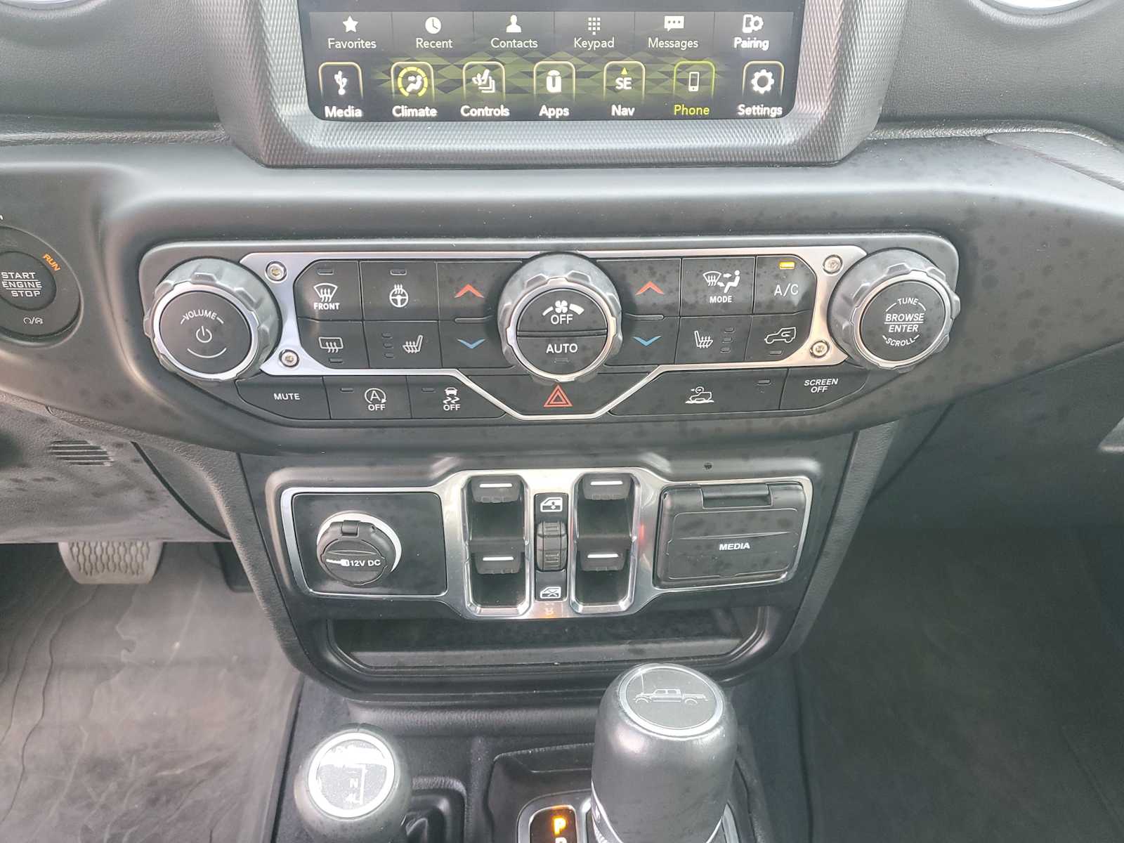 Thumbnail: 2022 Jeep Gladiator - 29