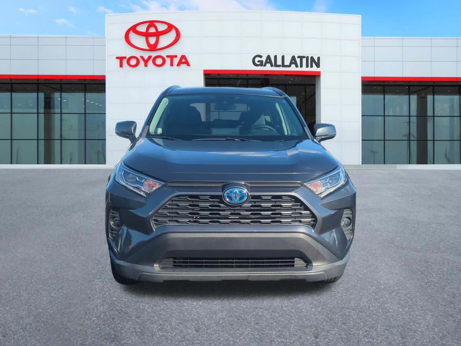 Thumbnail: 2021 Toyota RAV4 - 4