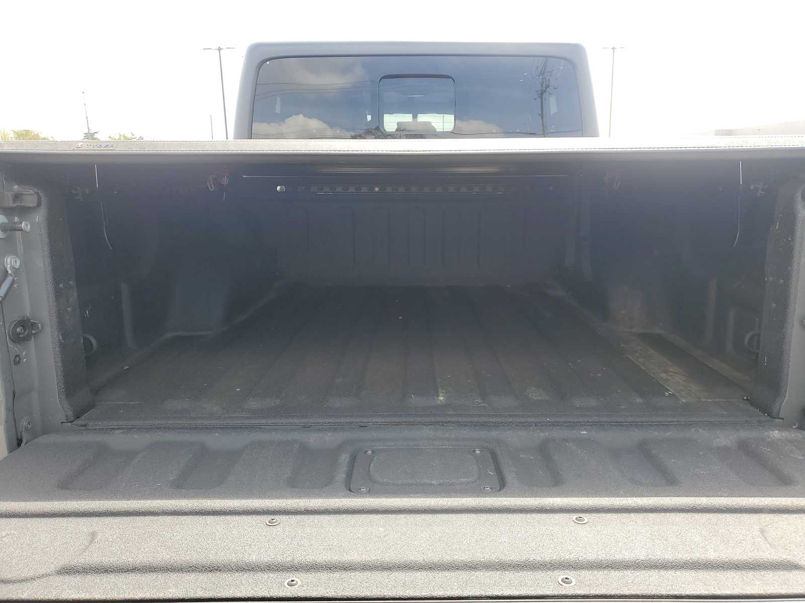 Thumbnail: 2020 Jeep Gladiator - 8