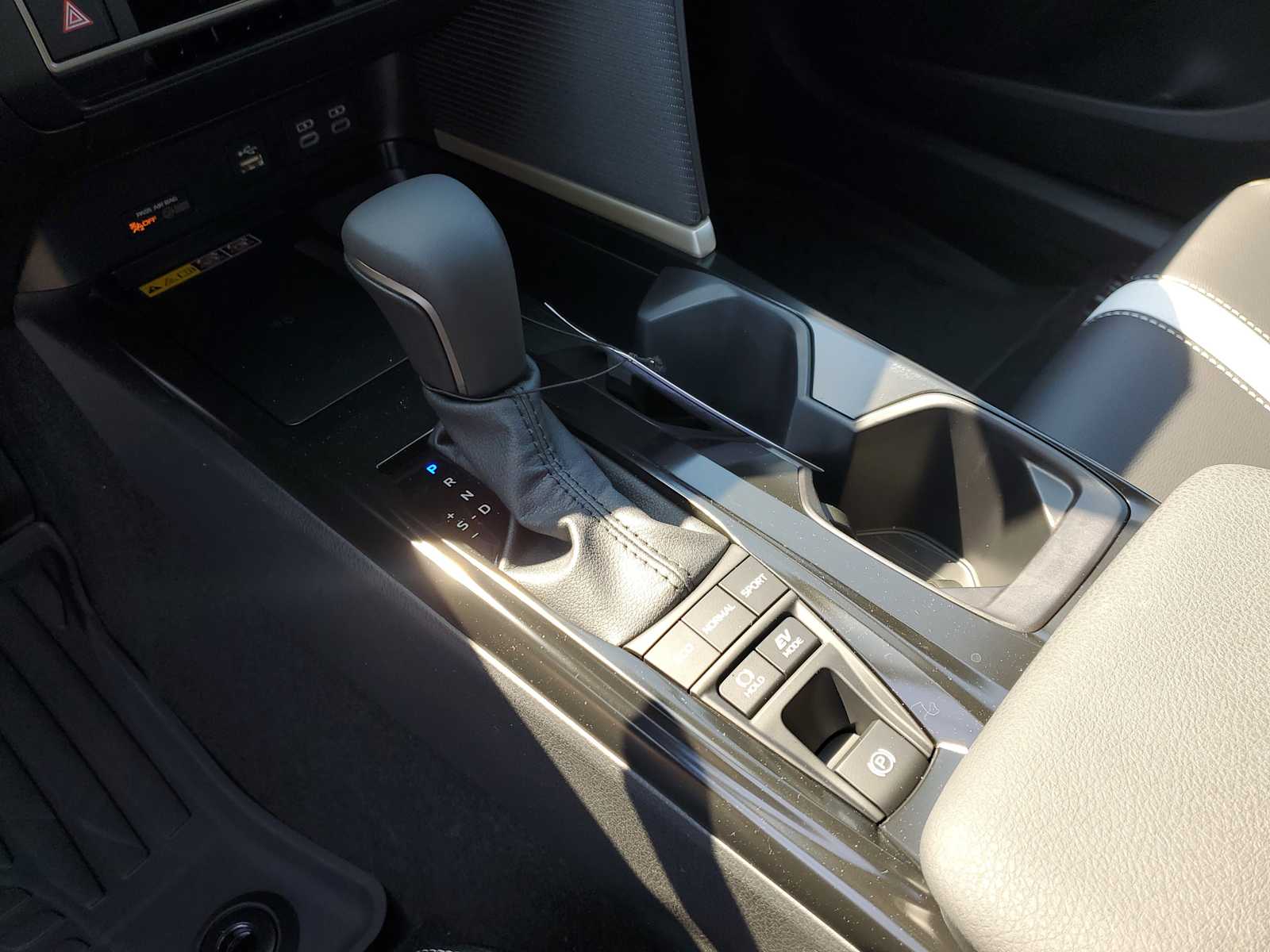 Thumbnail: 2026 Toyota Camry - 31