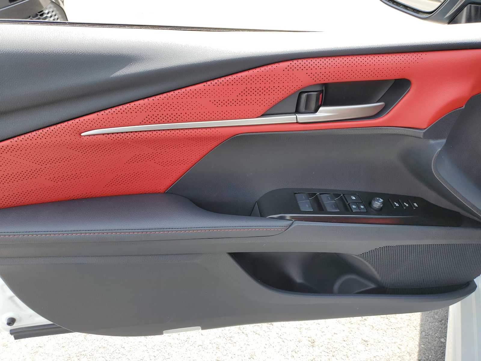 Thumbnail: 2026 Toyota Camry - 15