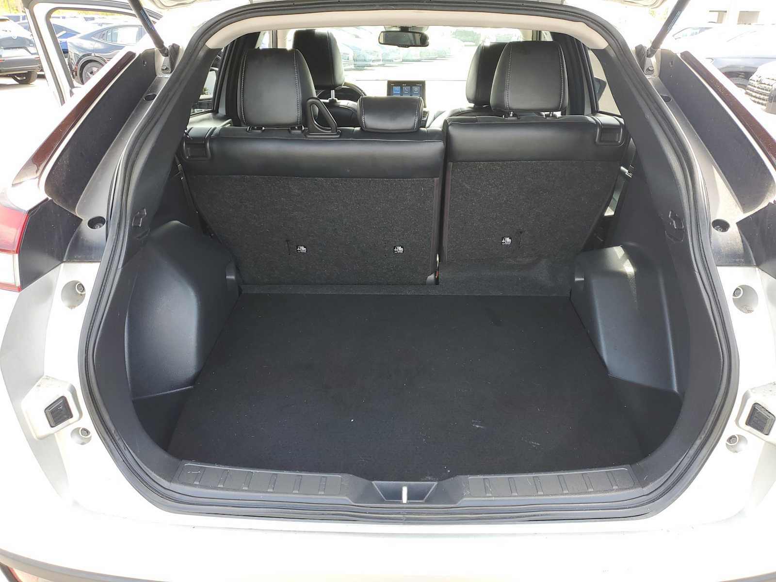 Thumbnail: 2022 Mitsubishi Eclipse Cross - 8