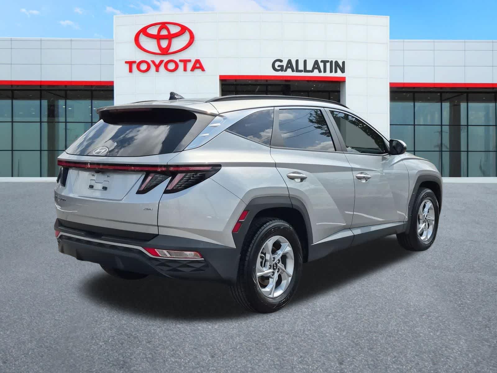 Thumbnail: 2022 Hyundai Tucson - 8