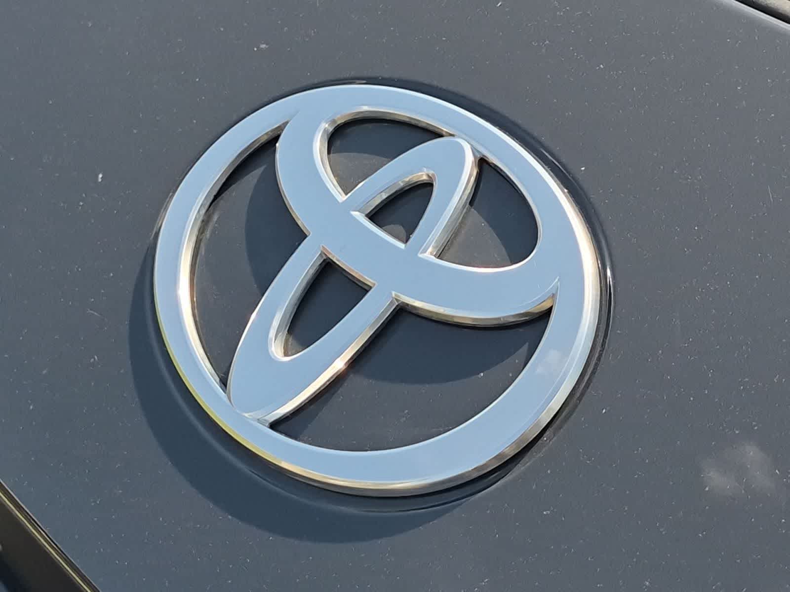 Thumbnail: 2026 Toyota Camry - 11