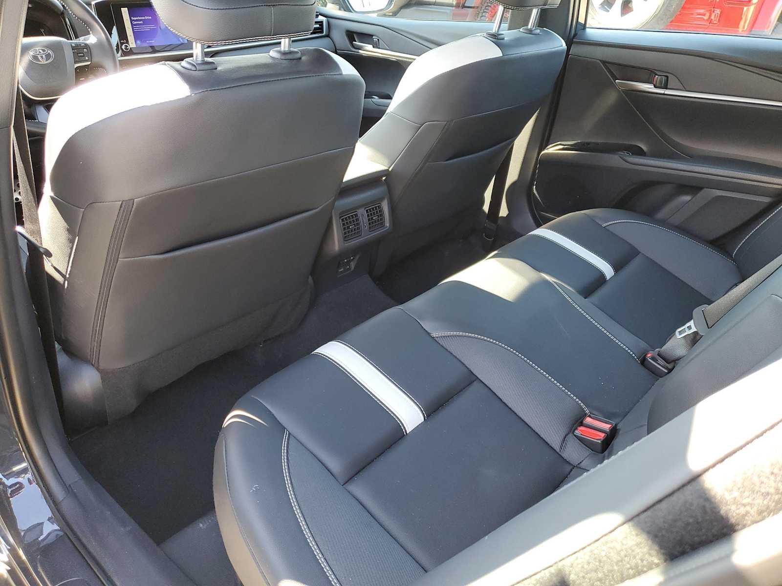 Thumbnail: 2025 Toyota Camry - 13