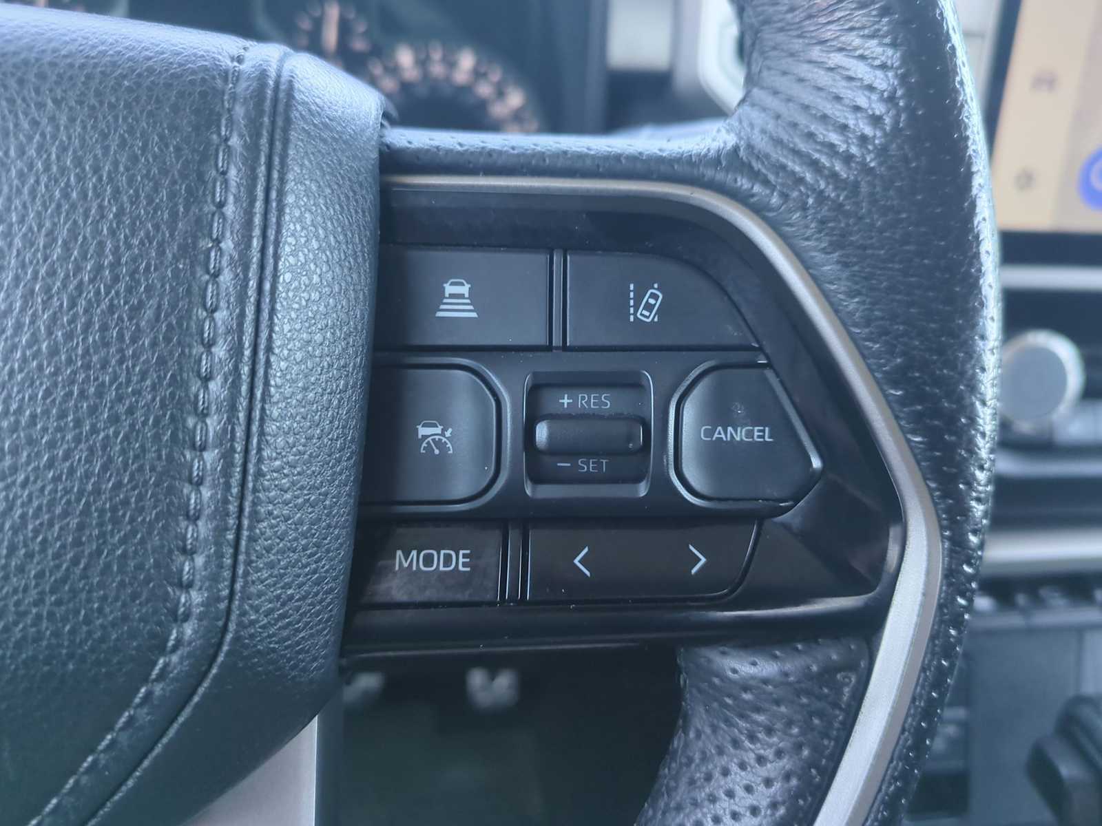 Thumbnail: 2022 Toyota Tundra - 17