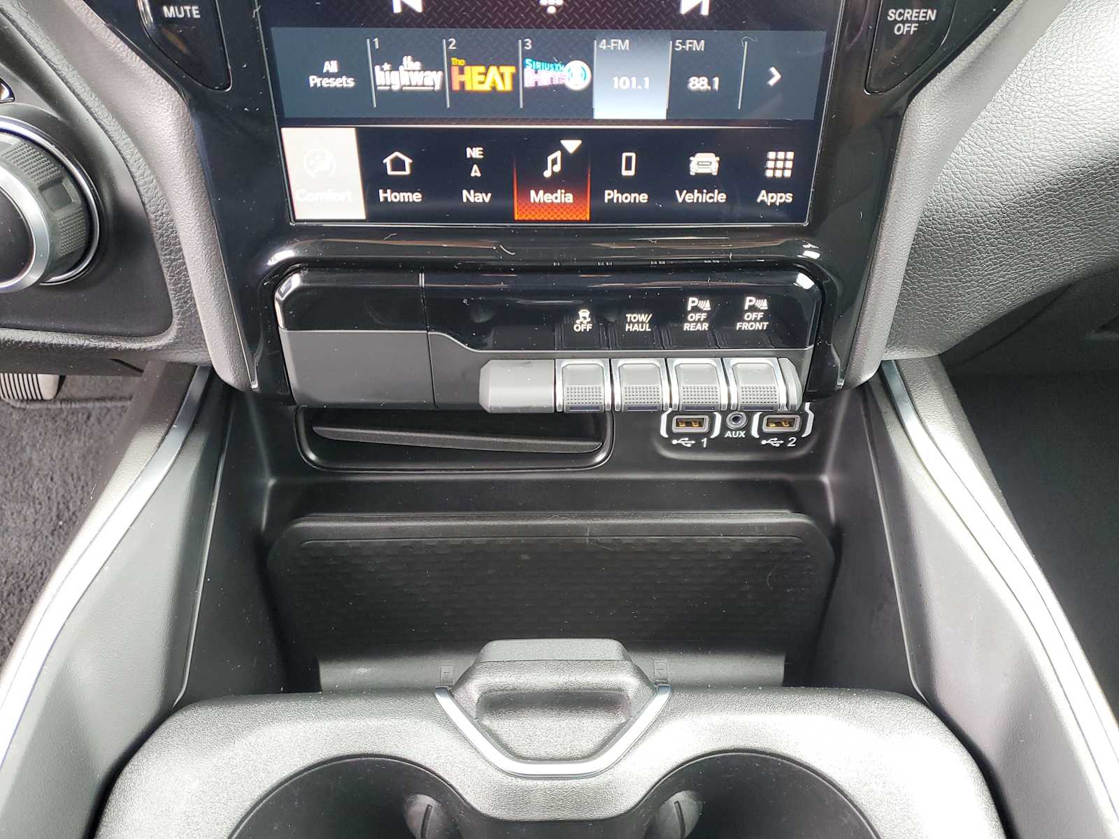 Thumbnail: 2024 RAM 1500 - 29