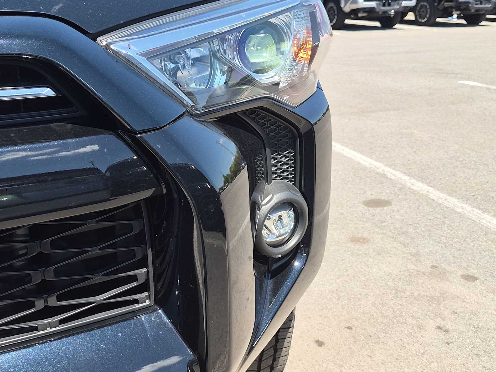 Thumbnail: 2022 Toyota 4Runner - 3