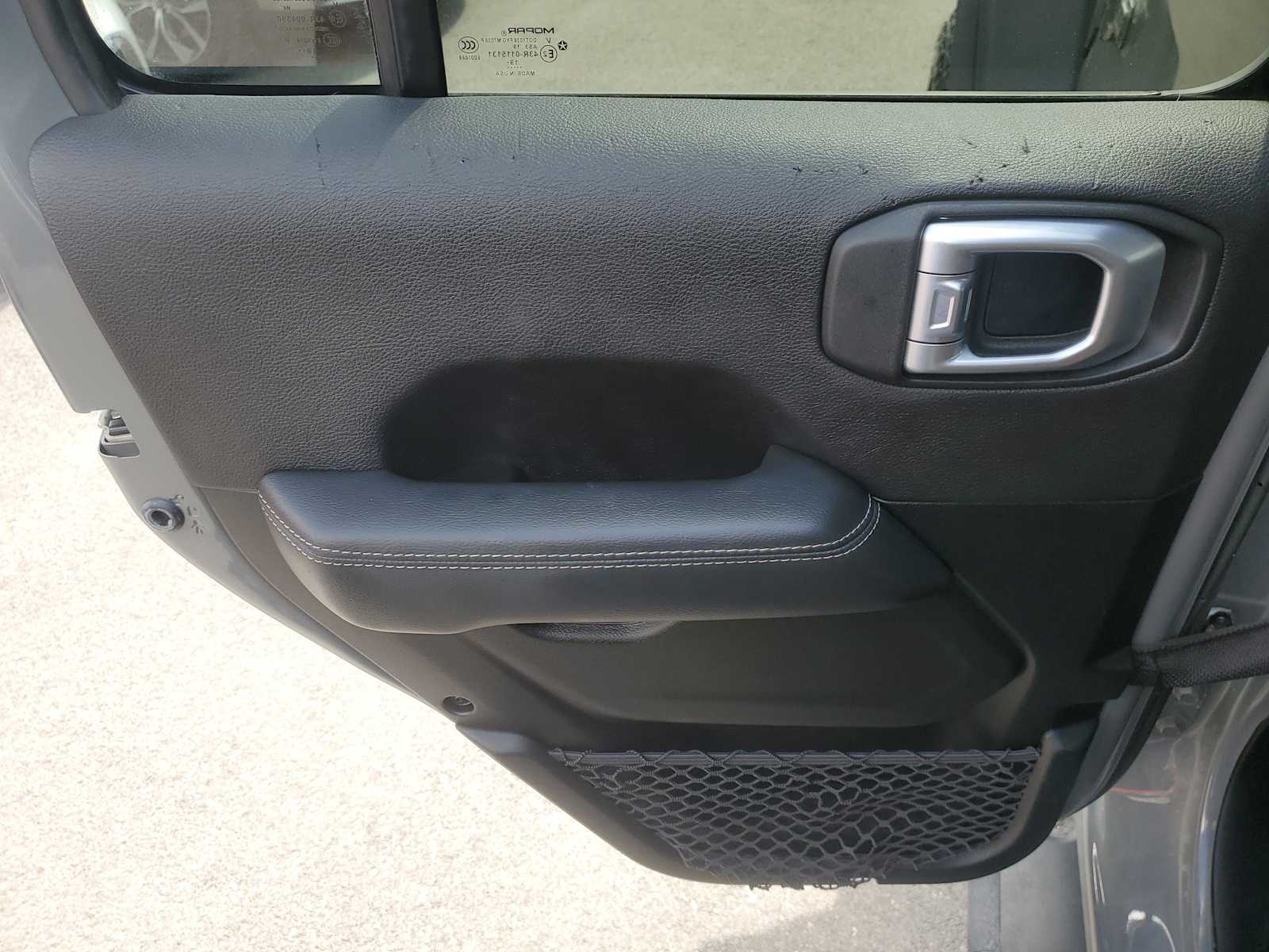 Thumbnail: 2020 Jeep Gladiator - 9