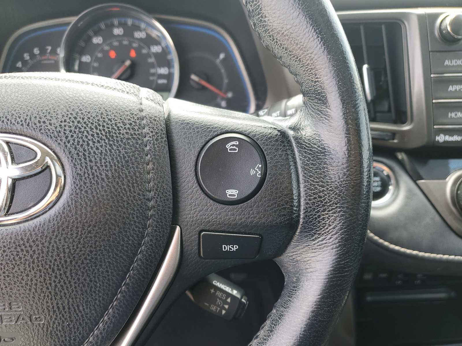 Thumbnail: 2015 Toyota RAV4 - 25