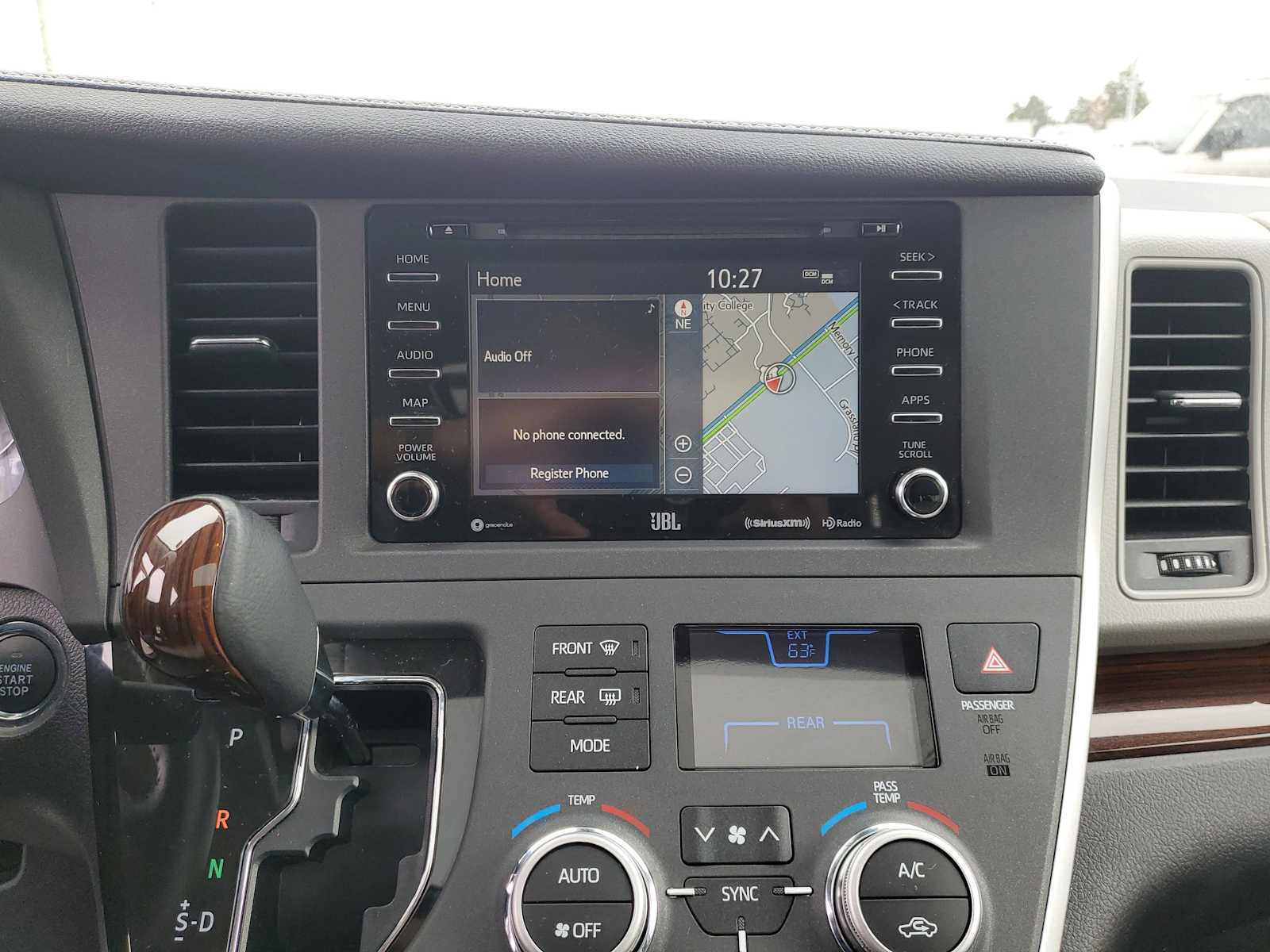 Thumbnail: 2020 Toyota Sienna - 25