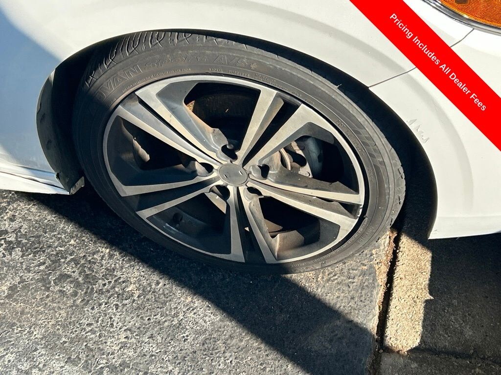 Used 2020 Nissan Sentra SR Sedan