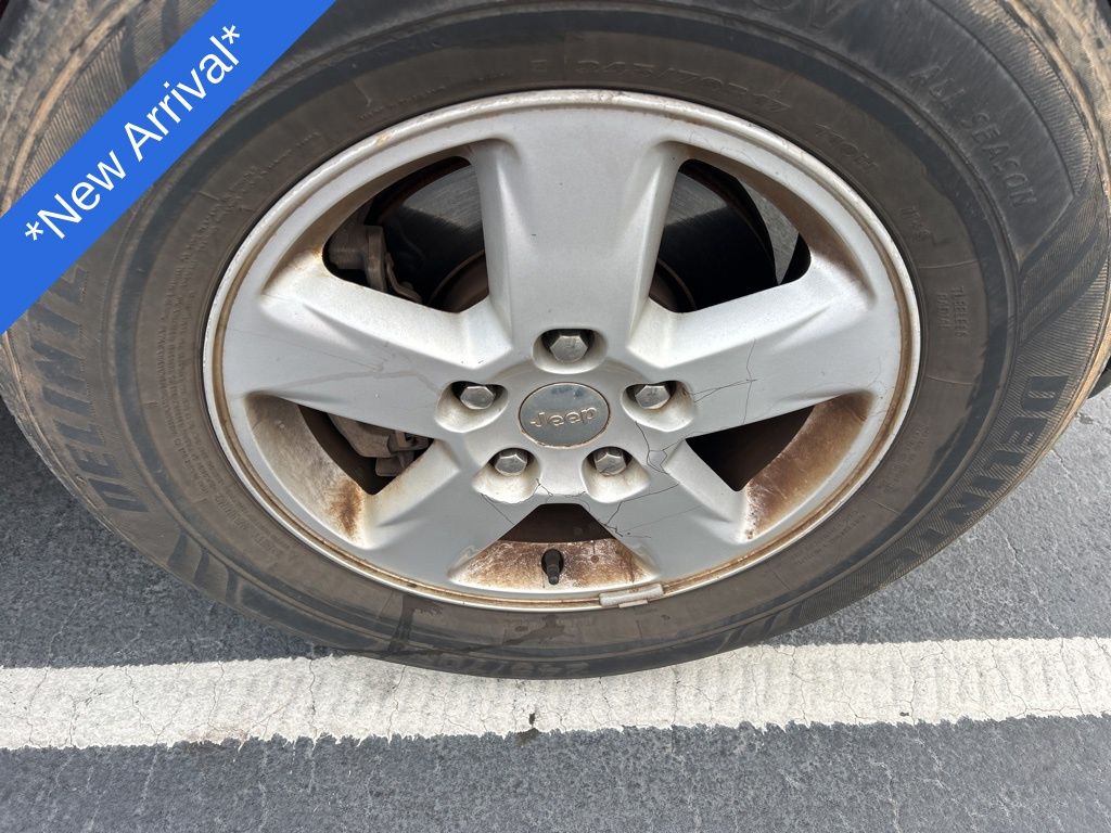 Used 2011 Jeep Grand Cherokee Laredo with VIN 1J4RS4GG9BC644166 for sale in Greer, SC