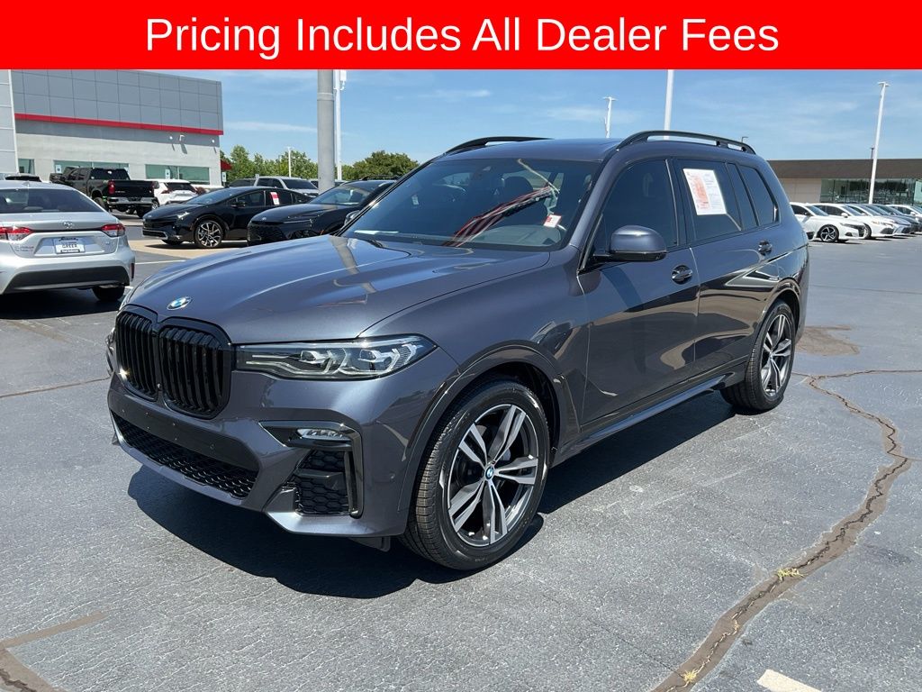 2021 BMW X7 xDrive40i's photo