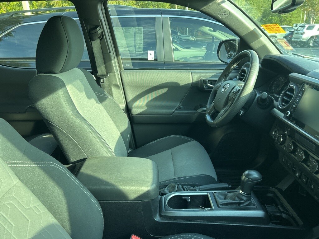 2023 Toyota Tacoma TRD Sport V6 photo 2