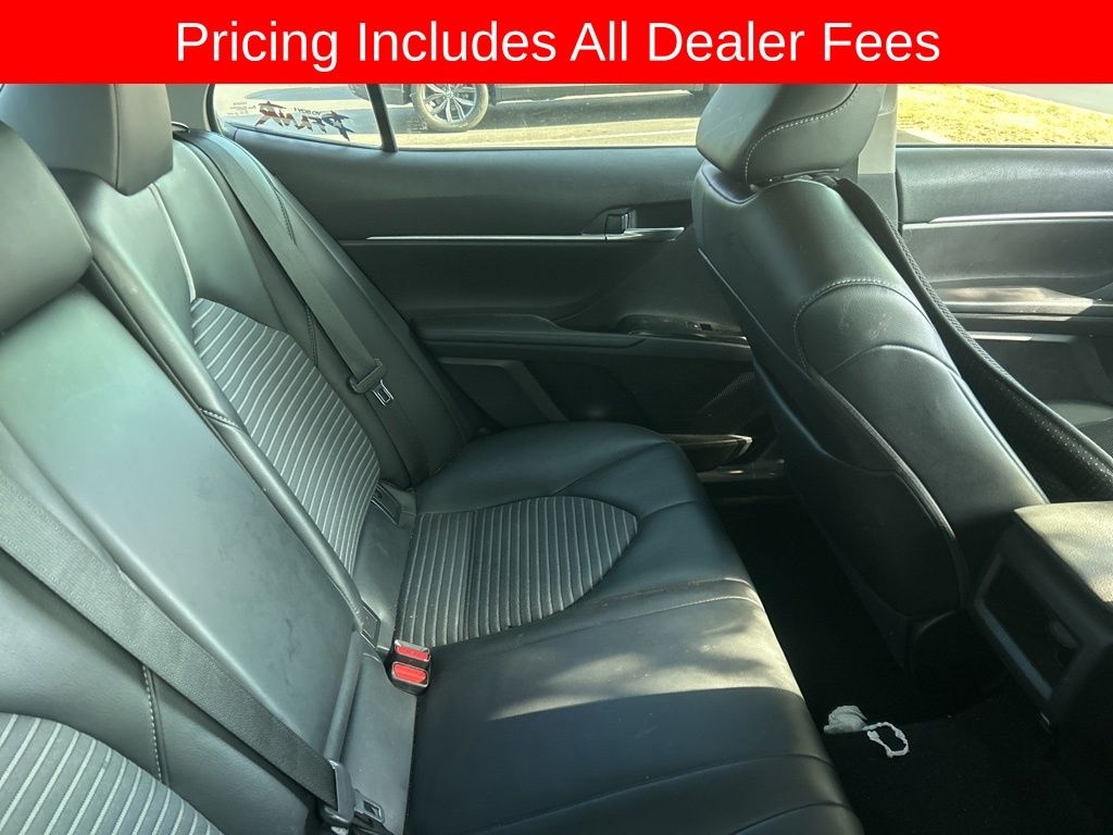 Used 2020 Toyota Camry SE Sedan