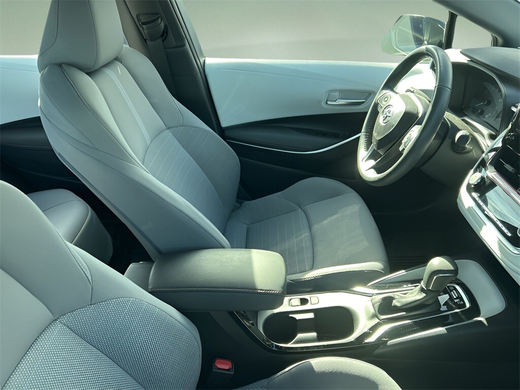 2024 Toyota Corolla SE photo 3